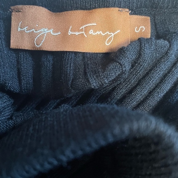 Beige Botany Ribbed Knit Side Lace Up Tube Midi Fitted Black Skirt. Size Small - Picture 6 of 7